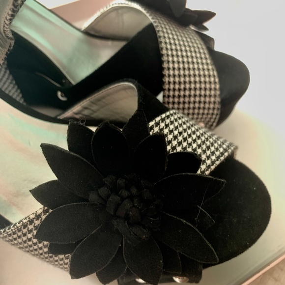 Ruby Shoo Goldie Wedge - Size 41 (US10) - Picture 7 of 9